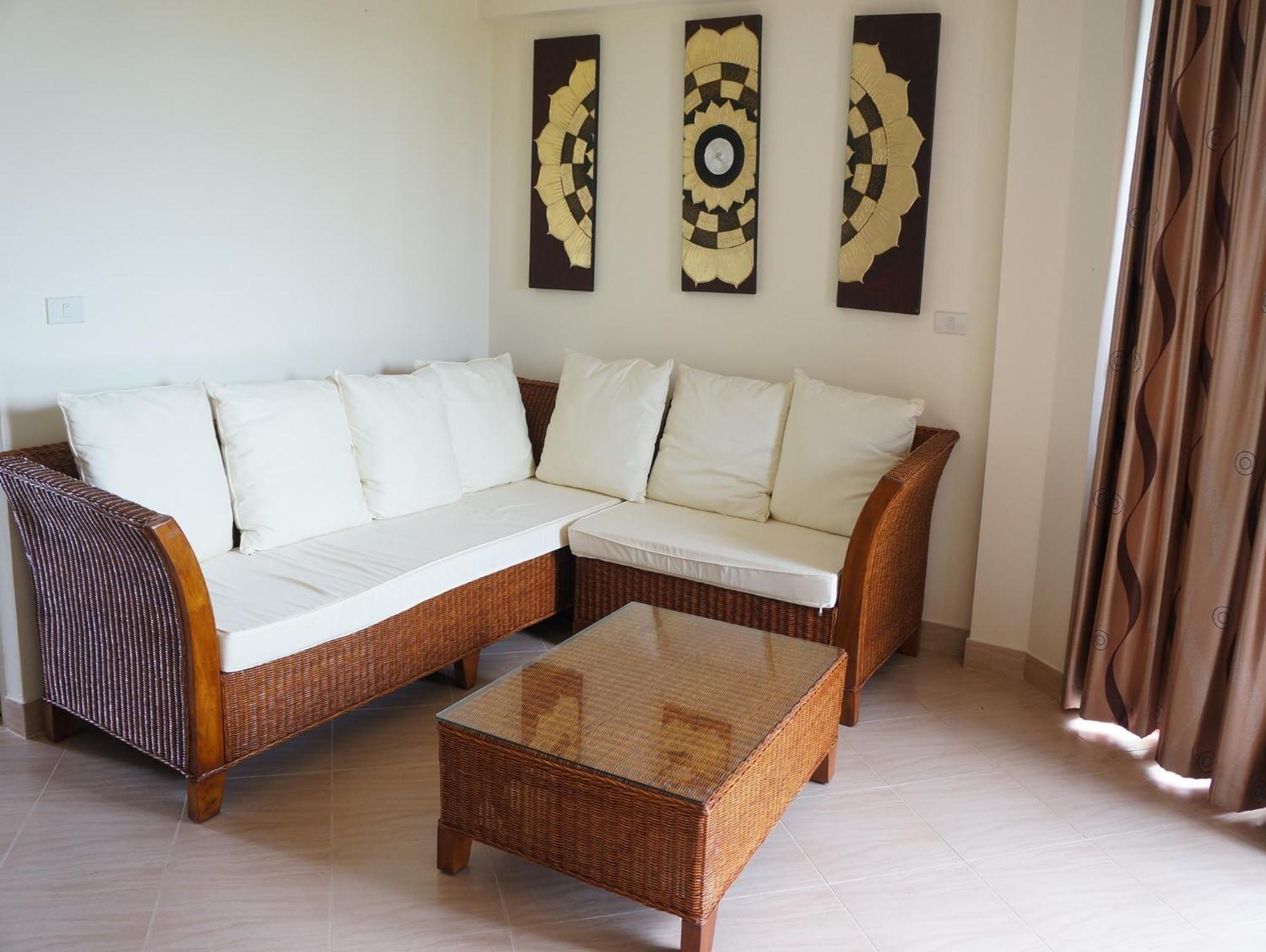 The Oriental Tropical Beach At Vip Resort Ban Phe Bilik gambar